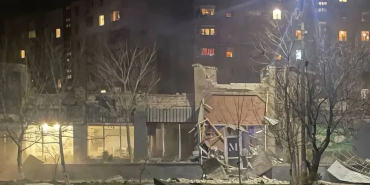 Ракетний удар рф по Кривому Рогу: ціллю став житловий квартал