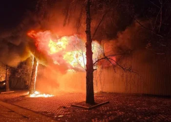 Харків під масованою атакою шахедів рф – пошкоджені будинки, є постраждалі (ВIДЕО)