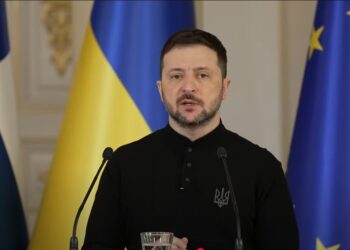 Путін вимагає від США позбавити нас розвідданих, щоб ми не могли збивати балістику, яка вбиває цивільних, – Зеленський (ВІДЕО)