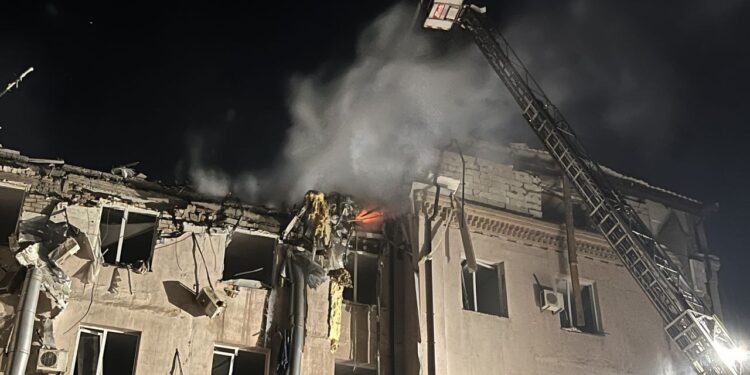 У Кривому Розі зросла кількість загиблих і постраждалих внаслідок ракетного удару (ФОТО)