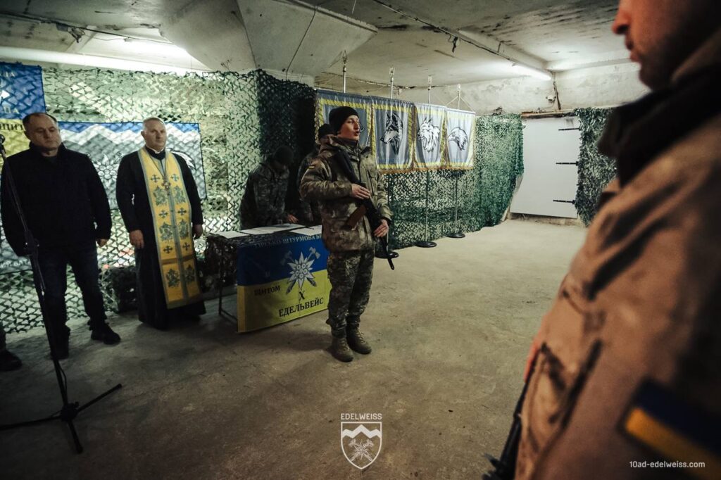 Перші військовослужбовці за контрактом «18-24» склали присягу (ФОТО) 7 Перші військовослужбовці за контрактом «18-24» склали присягу (ФОТО) 6
