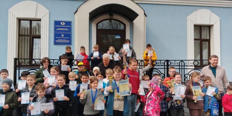 «Миколаївська весна 2025» – відбувся традиційний дитячий шаховий фестиваль (ФОТО)