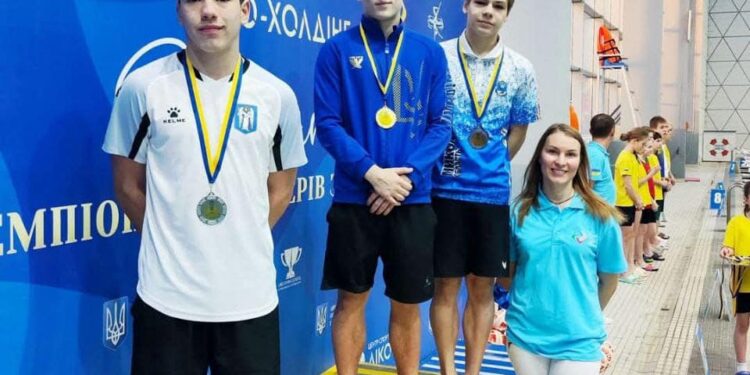 Спортсмени з Миколаєва зайняли призові місця на Кубку України зі стрибків у воду (ФОТО)