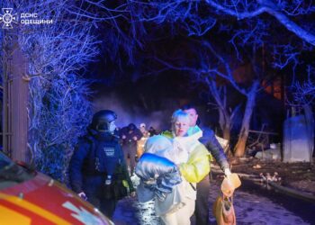 В Одесі внаслідок дронових атак 4 постраждалих (ФОТО, ВІДЕО)
