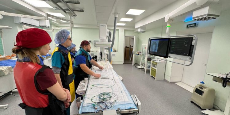 У Миколаївській обласній лікарні відкрили сучасне відділення інтервенційного лікування інсульту (ФОТО)