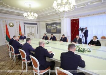 “Треба копати” – Лукашенко наказав шукати в Білорусі рідкісноземельні копалини