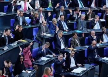 Бундестаг схвалив багатомільярдний фінансовий пакет інвестицій в оборону