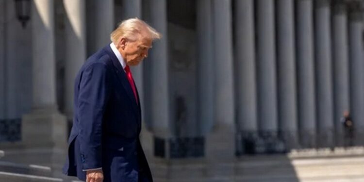 Проти рішень Трампа було подано понад 160 позовів