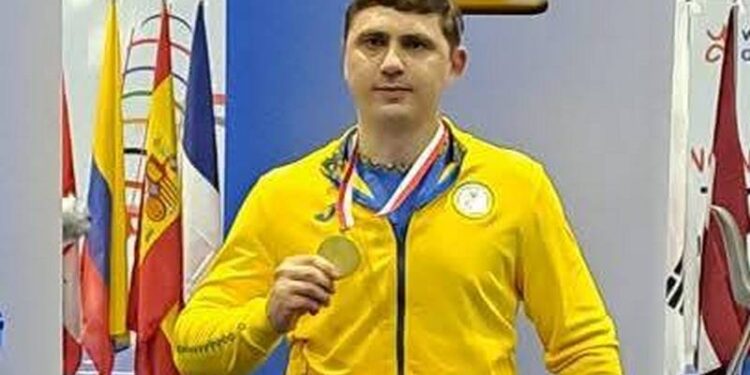 На Кубку світу з парафехтування миколаївець здобув «золото» (ФОТО)