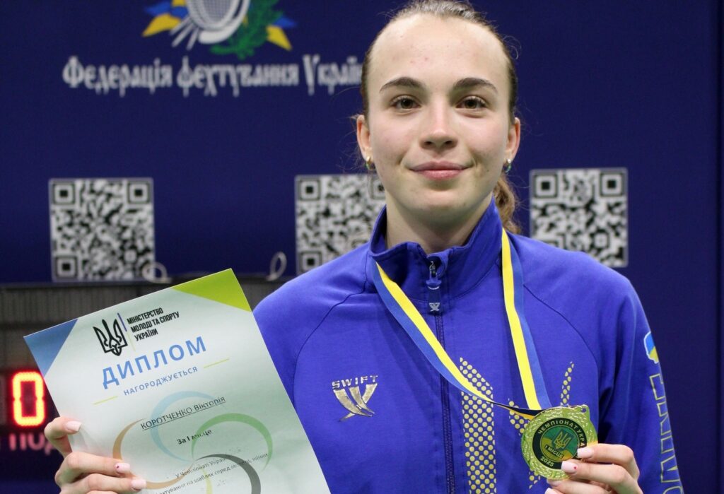 Чемпіонат України U-23 з фехтування на шаблях: Вікторія Коротченко з Миколаєва – з «золотом», її земляк В’ячеслав Дзюба – з «бронзою» (ФОТО) 7