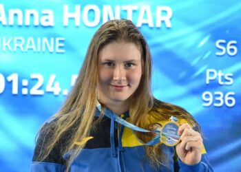 Параплавчиня з Миколаєва Анна Гонтар завоювала друге «золото» міжнародного турніру (ФОТО)