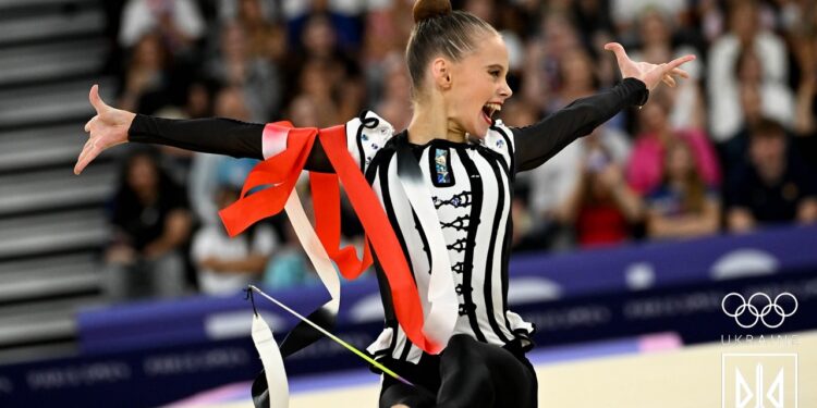 16-річна українська гімнастка Таїсія Онофрійчук отримала спеціальне визнання від Міжнародної федерації гімнастики