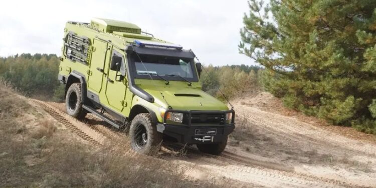 «Джура-ЕВАК» – Міноборони допустило до експлуатації в ЗСУ евакуаційний бронеавтомобіль (ФОТО)