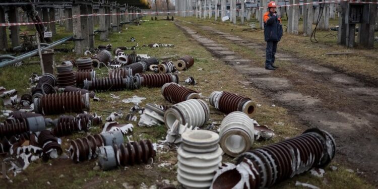 Російські обстріли енергоінфраструктури Миколаївщини завдали шкоди земельним ресурсам на 12 млн.грн.