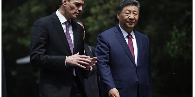 ЄС почав переговори з Китаєм щодо мит – ЗМІ