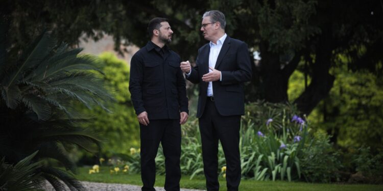 У Римі Зеленський зустрівся з прем’єром Британії Стармером