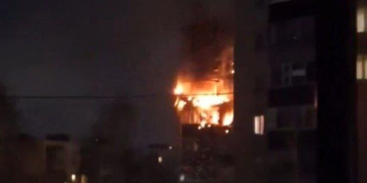 Вночі в Курську нарахували близько 30 вибухів (ФОТО, ВІДЕО)