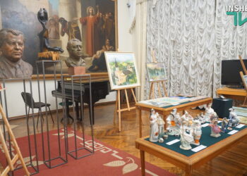 Картини, скульптури, порцеляна – Миколаївський художній музей ім.В.Верещагіна отримав понад 100 дарунків (ФОТО)