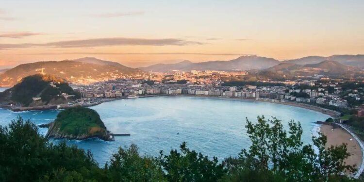 Мешканці іспанського Сан-Себастьяна виступили проти проведення ЧС-2030 у їхньому місті