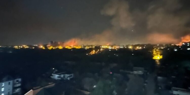 Внаслідок нічної атаки на Дніпро загинуло двоє людей, ще 28 поранено (ФОТО)