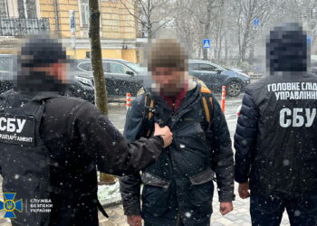 Звукорежисер відомої радіостанції виявився російським шпигуном – хотів “родине служить” (ФОТО, ВІДЕО)