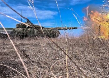 67 російських штурмів та понад 1,3 тис.обстрілів українських позицій – Зеленський про «великоднє перемир’я» станом на 20.00