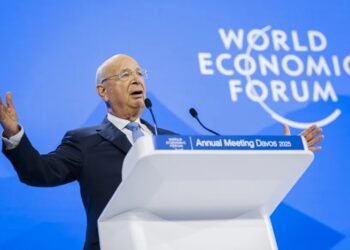 На адресу засновника Давоського форуму Шваба висунуто звинувачення