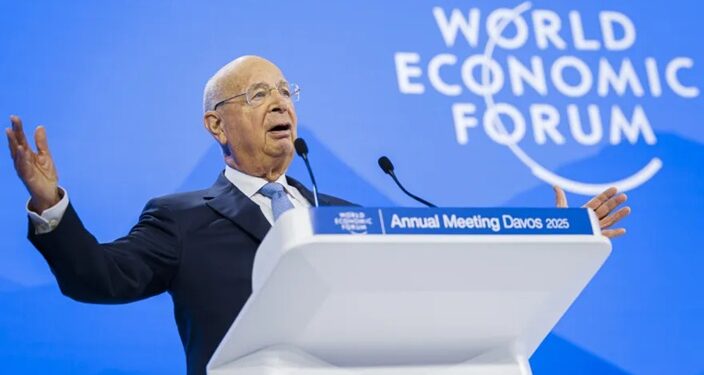 На адресу засновника Давоського форуму Шваба висунуто звинувачення