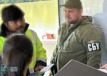 СБУ арештувала судно «тіньового» флоту рф, яке вивезло з Криму 5 тис. тонн награбованого українського зерна (ФОТО)