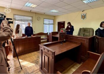 Януковича засудили до 15 років за організацію переправлення людей за кордон