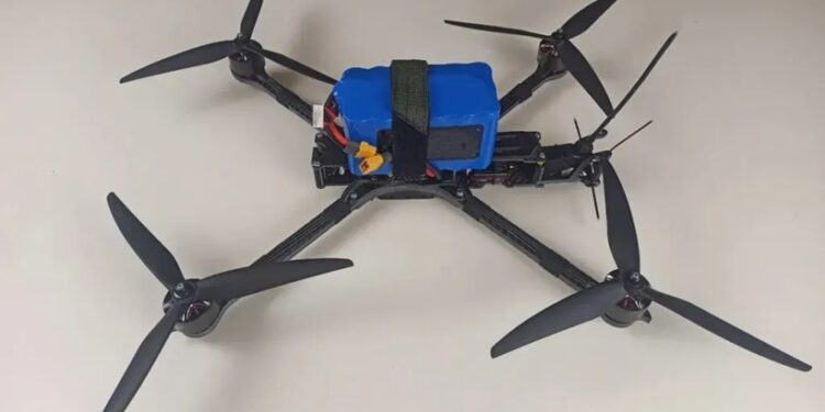 Міноборони допустило до експлуатації вітчизняний дрон-камікадзе «Амага-10»