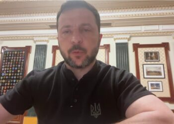 «Обираємо больові точки Росії, які найбільше спонукатимуть Москву до дипломатії» – звернення Зеленського (ВІДЕО)