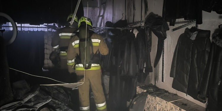 Зранку у Миколаєві горів «Фокстрот» – евакуйовували понад 160 людей