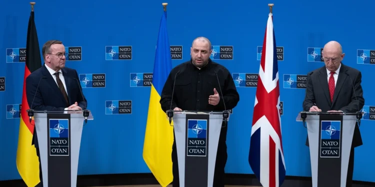 Учасники Рамштайну узгодили військову допомогу Україні на понад 21 млрд євро, Зеленський просив ППО (ВІДЕО)