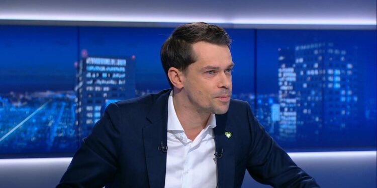 Скандальний заступник міністра Польщі захотів Одеський порт і півмільйона га української землі