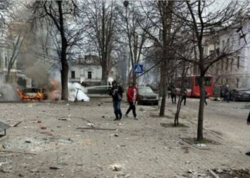 Наслідки ракетного удару по центру Сум (ФОТО, ВІДЕО)