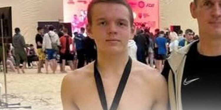 У Сумах 13-річний хлопчина під час ракетної атаки вибрався з палаючого автобуса і врятував інших