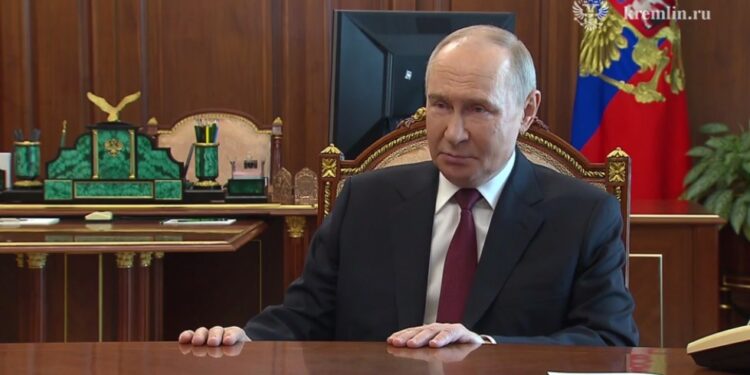 Путін оголосив “Великоднє перемир’я”