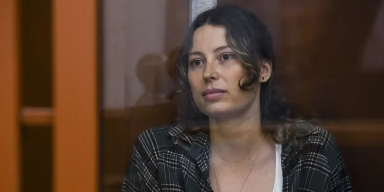 США та рф обмінялися ув’язненими в ОАЕ: звільнено Ксенію Кареліну, яка пожертвувала на користь української благодійної організації