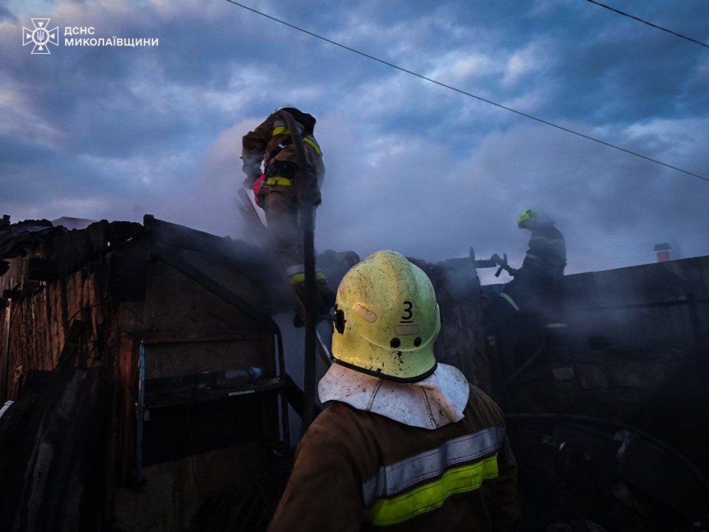 У Миколаєві на пожежі загинув чоловік (ФОТО) 3 У Миколаєві на пожежі загинув чоловік (ФОТО) 2