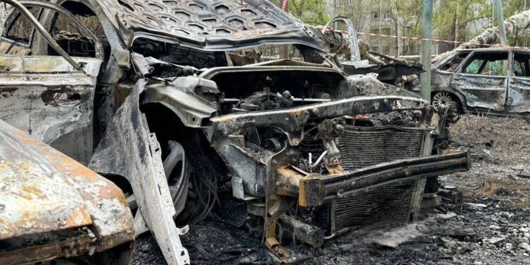 У Дніпрі зросла кількість загиблих і поранених внаслідок ракетної атаки (ФОТО)