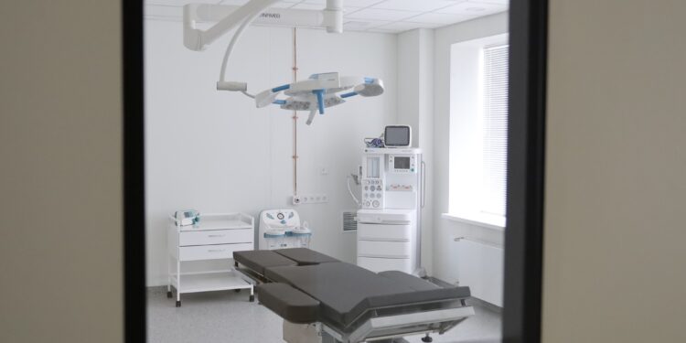 У Миколаєві завдяки благодійникам відремонтували хірургічне відділення міської дитячої лікарні №2 (ФОТО)