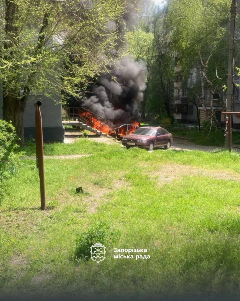 Окупанти вдарили КАБами по Запоріжжю - по житловій забудові, загинула жінка (ФОТО, ВІДЕО) 3 Окупанти вдарили КАБами по Запоріжжю - по житловій забудові, загинула жінка (ФОТО, ВІДЕО) 2