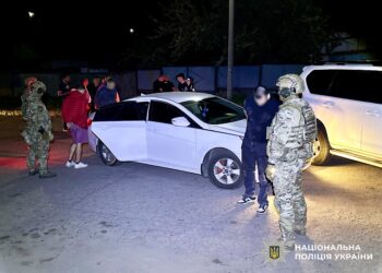 На Миколаївщині викрили угруповання наркоділків на розповсюдженні психотропів та канабісу (ФОТО, ВІДЕО)