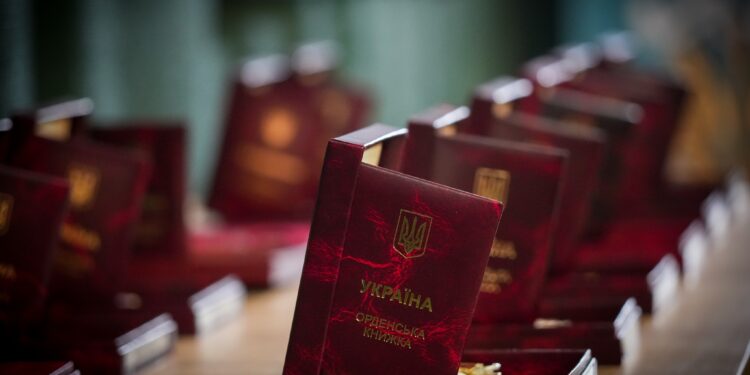 Миколаївські морпіхи нагороджені Командувачем угрупуванням військ «Курськ» (ФОТО)