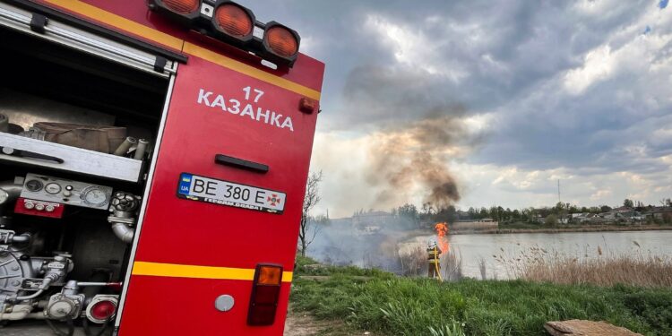 З 8 пожеж за добу на Миколаївщині дві було у Миколаєві (ФОТО)