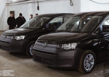 Поліцейські офіцери громад Миколаївщини отримали 10 службових автомобілів від Нижньої Саксонії (ФОТО)