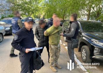 Ремонт замість фронту. На Одещині затримали командира частини, який користувався бійцями на свій розсуд (ФОТО, ВІДЕО)
