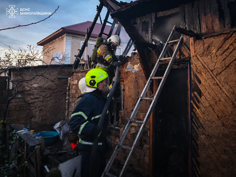 У Миколаєві на пожежі загинув чоловік (ФОТО) 5 У Миколаєві на пожежі загинув чоловік (ФОТО) 4