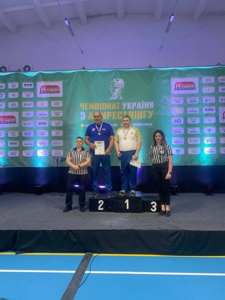 На чемпіонаті України з пара-армрестлінгу миколаївські спортсмени здобули 8 нагород (ФОТО) 11 На чемпіонаті України з пара-армрестлінгу миколаївські спортсмени здобули 8 нагород (ФОТО) 10